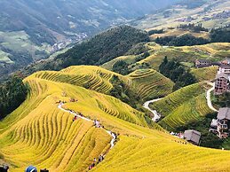 Wing Hotel Guilin - Central Square