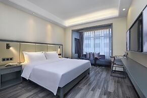 Wing Hotel Guilin - Central Square