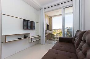 Madeira Aptos na Praia de Bombas