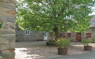 Bryn Melyn Farm Cottages- 5 Luxury Cottages In A Stunning Setting with
