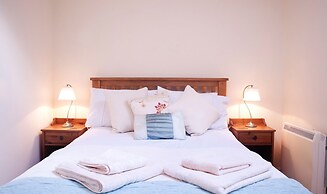 Bryn Melyn Farm Cottages- 5 Luxury Cottages In A Stunning Setting with