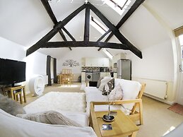 Bryn Melyn Farm Cottages- 5 Luxury Cottages In A Stunning Setting with