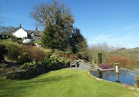 Bryn Melyn Farm Cottages- 5 Luxury Cottages In A Stunning Setting with