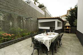 Top Floor With three Balconies
