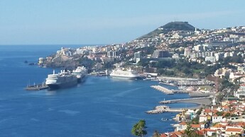 Top Floor with terrace in Funchal