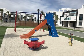 Oasis Beach IX - Christina