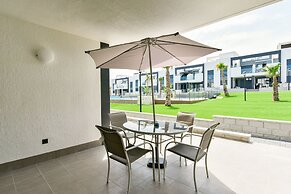 Oasis Beach IX - Christina