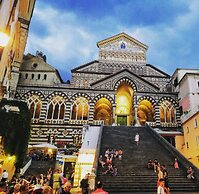 Amber Sun - Boat & Breakfast