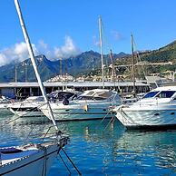 Amber Sun - Boat & Breakfast