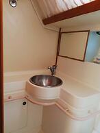 Amber Sun - Boat & Breakfast