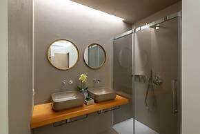 Santo Spirito Exclusive