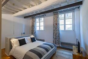 Santo Spirito Exclusive