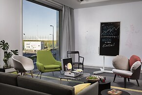 INNSiDE by Mellá Paris Charles de Gaulle Airport