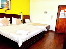 Subhas Hotel