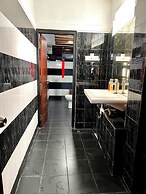 Subhas Hotel