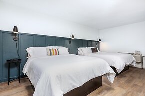 Minecart Motor Lodge