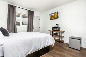 Minecart Motor Lodge