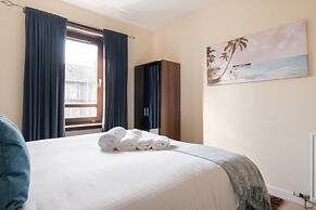 Novelty Suites - Roslin Street