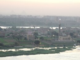 Sultan Cairo Nile Maadi