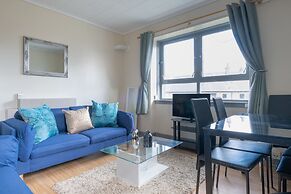 Novelty Suites - Powis Circle