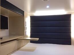 Hotel & Spa TOPOS Sendai Station - Caters to Men