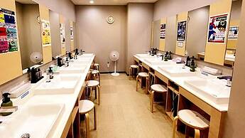 Hotel & Spa TOPOS Sendai Station - Caters to Men