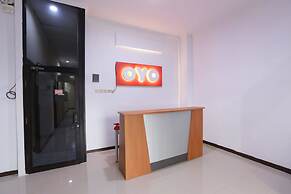 OYO 176 Near Cideng Virgo Residence