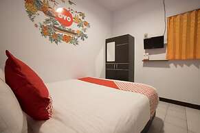 OYO 176 Near Cideng Virgo Residence