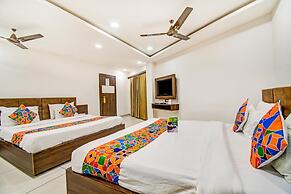 FabHotel Rajnandani Residency