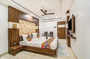 FabHotel Rajnandani Residency