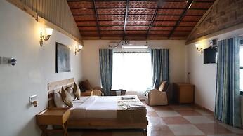 Gir Lions Paw Resort With Swimming Pool