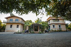 Gir Lions Paw Resort With Swimming Pool