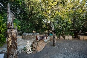 Gir Lions Paw Resort With Swimming Pool