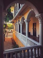 Gir Lions Paw Resort With Swimming Pool