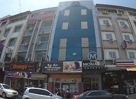 Monaco Boutique Hotel Kampung Air