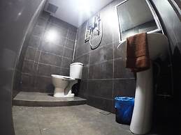 Monaco Boutique Hotel Kampung Air