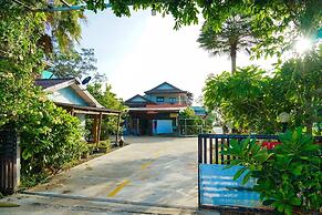 Veerada Boutique Home