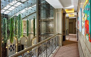 Art Gallery Hotel