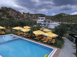 Assos Altin Hotel