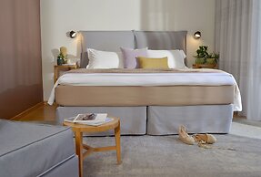 MIRIVILI | Hospitality & Wellness