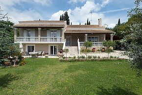 Georgia's Corfu Apartment