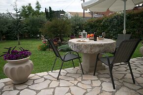 Georgia's Corfu Apartment