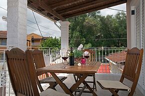 Georgia's Corfu Apartment