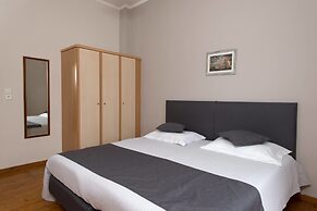 Georgia's Corfu Apartment