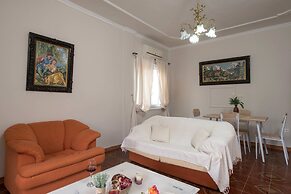 Georgia's Corfu Apartment