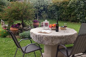 Georgia's Corfu Apartment