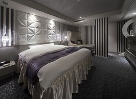 N Hotel