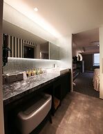 N Hotel