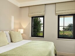 Aphrodite Hills Hotel