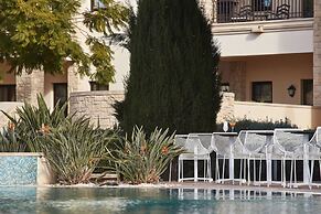 Aphrodite Hills Hotel
